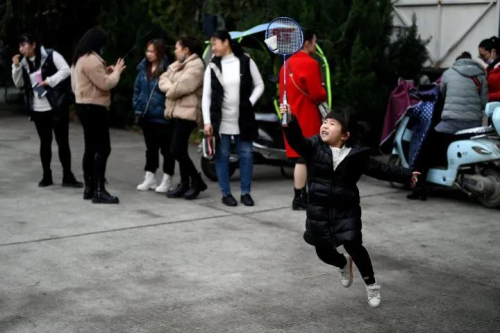 網(wǎng)絡(luò)中國節(jié)?春節(jié)丨年味濃濃幸福滿,！閩侯民企留廠員工這樣過大年