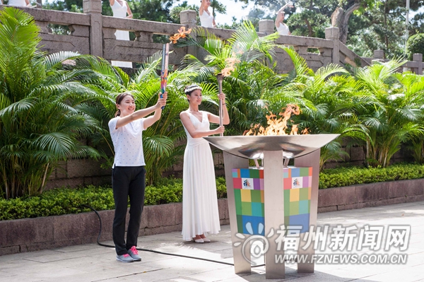 青運(yùn)會(huì)圣火采集儀式在福州舉行　網(wǎng)絡(luò)火炬?zhèn)鬟f啟動(dòng)
