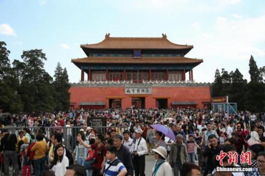 多地已出臺硬規(guī)定強制帶薪休假：不休假不能評優(yōu)