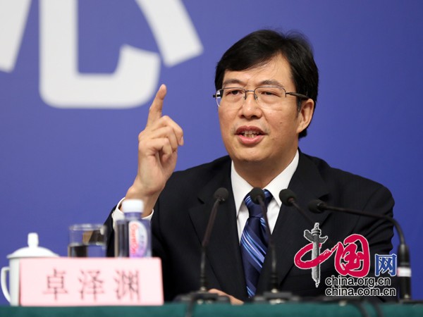 抗戰(zhàn)勝利70周年新聞中心就依法治國情況舉行發(fā)布會