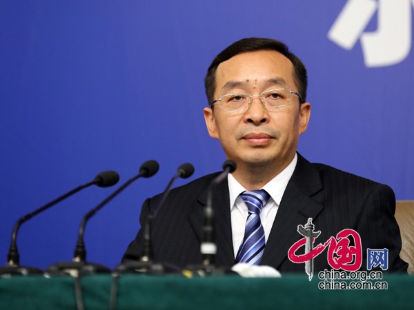 抗戰(zhàn)勝利70周年新聞中心就依法治國情況舉行發(fā)布會