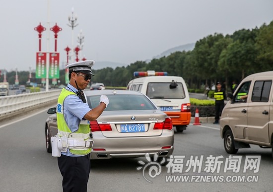 一展一會(huì)兩天吸引43萬(wàn)人次　多條道路車流量驟增