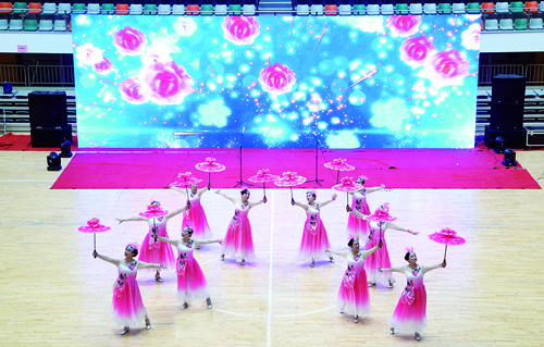 老年文藝匯演 獻(xiàn)禮新中國(guó)成立70周年