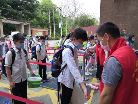 17560人“歸隊(duì)” 我縣又一批學(xué)子復(fù)課啦