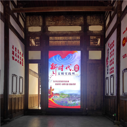 滿城“志愿紅” 文明在行動