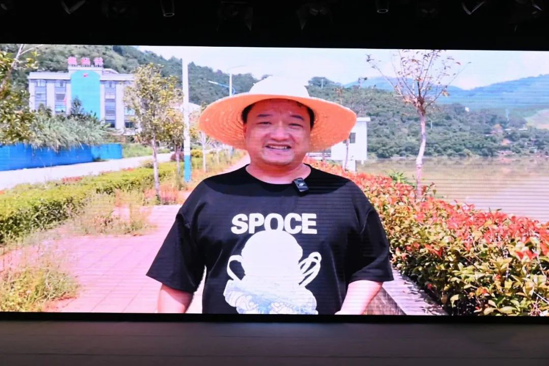 主題教育進(jìn)行時(shí)丨讓黨的路線方針政策下基層,、潤人心——“《學(xué)習(xí)強(qiáng)國時(shí)間》在你身邊”活動(dòng)走進(jìn)閩侯 主題教育進(jìn)行時(shí)丨讓黨的路線方針政策下基層,、潤人心——“《學(xué)習(xí)強(qiáng)國時(shí)間》在你身邊”活動(dòng)走進(jìn)閩侯