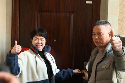 迎新年，住新房,！他們喜圓安居夢,！