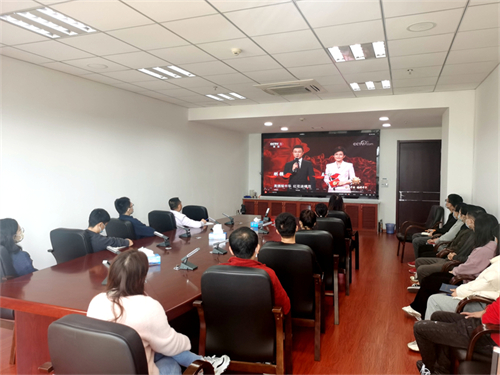 閩侯縣組織收看第八屆全國(guó)道德模范頒獎(jiǎng)儀式