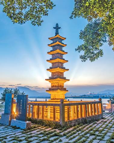 來閩侯,，一眼穿越千年,，探源福建文明……