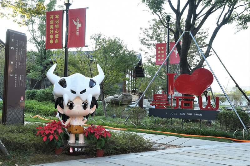 網(wǎng)絡(luò)中國(guó)節(jié)?國(guó)慶丨閩侯,，滿城盡是“中國(guó)紅”,！