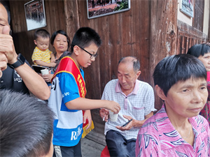 網(wǎng)絡中國節(jié)?中秋丨月滿中秋，情暖人心,！溪源古寨七彩燈籠高高掛