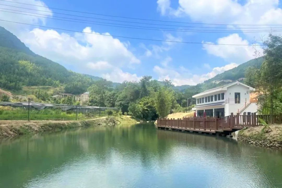 閩侯縣廷坪鄉(xiāng):同心筑夢二十大,,山鄉(xiāng)蛻變譜新篇 閩侯縣廷坪鄉(xiāng):同心筑夢二十大,,山鄉(xiāng)蛻變譜新篇