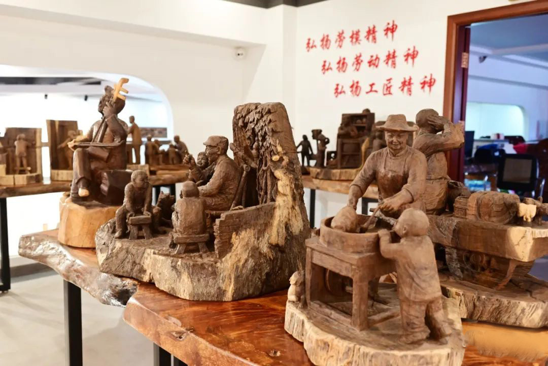 秉初心傳承技藝 守匠心弘揚傳統(tǒng) ——訪根雕非遺傳承人張其仕