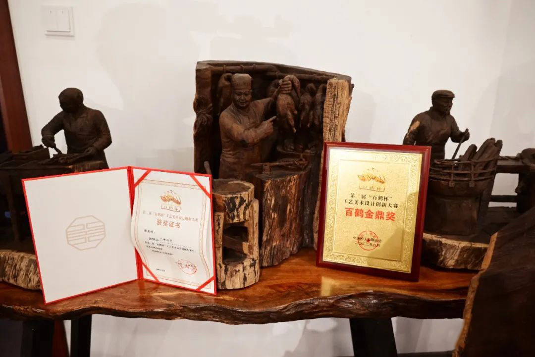秉初心傳承技藝 守匠心弘揚傳統(tǒng) ——訪根雕非遺傳承人張其仕