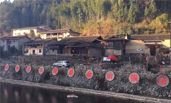 青春助力鄉(xiāng)村振興  福農(nóng)學子筑夢廷坪