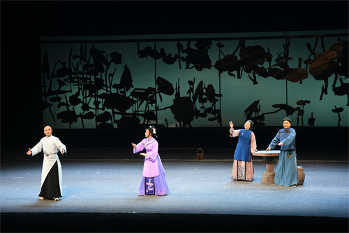 為“兩會”添彩,！閩劇《侯官女人》精彩上演
