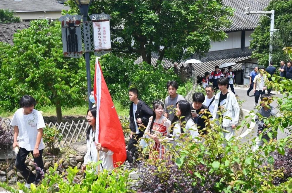 內(nèi)容滿滿,，這堂思政課不一般！