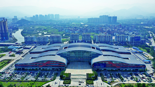 《海峽汽車文化廣場(chǎng)》王立強(qiáng)13685011998.jpg